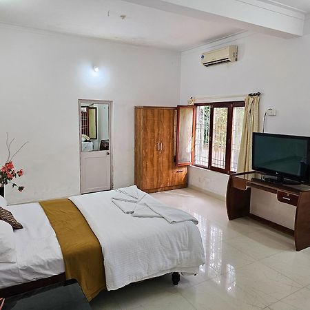 Serene Bean Homestay มาดิเครี ภายนอก รูปภาพ